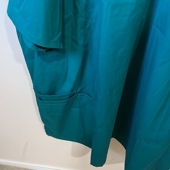 NWT Cherokee workwear scrubs top Men's Big and Tall - Picture 3 of 4
